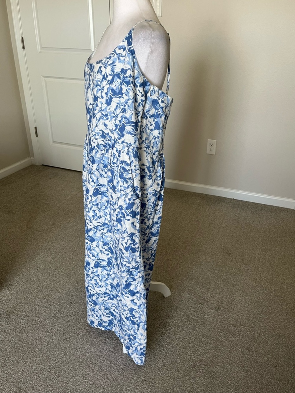 Like New Quince 100% European Linen Blue & White Floral Midi Dress Size XL - Picture 3 of 16